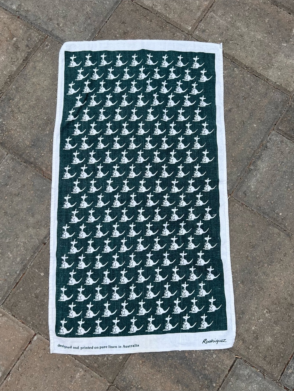 Vintage Rodriguez Australia Kangaroo Linen Tea Towel Green Boho MCM Kitchen